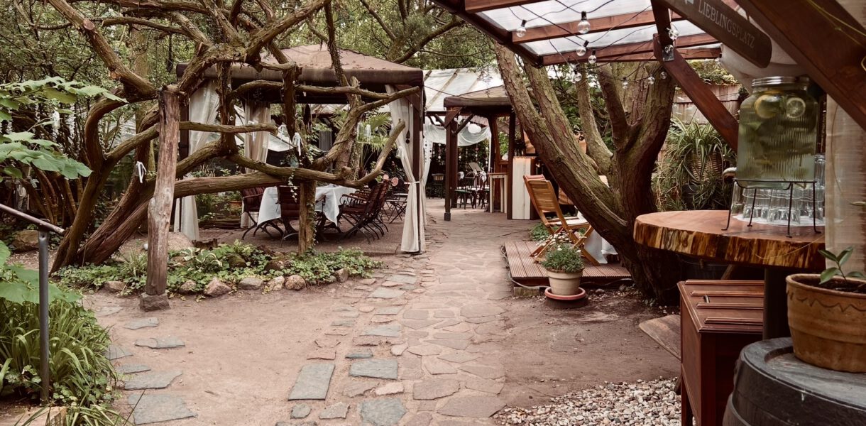 Tretet ein in unseren Garten